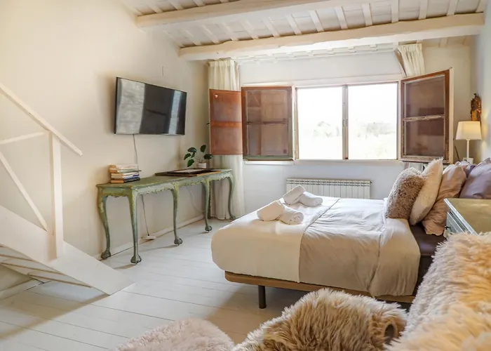 Vila Masia Torres By Hello Homes Sitges